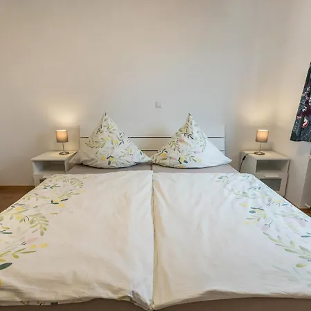 Rosswangen بيت للعطل بالينغن